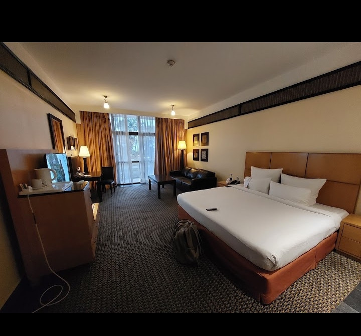 Ibom Hotels & Golf Resort, Nwaniba Road, Uyo, Akwa Ibom State. For Easy Bookings And Reservations, Please Contact Our Cloza App Representative On Call And Watsapp. Details Below