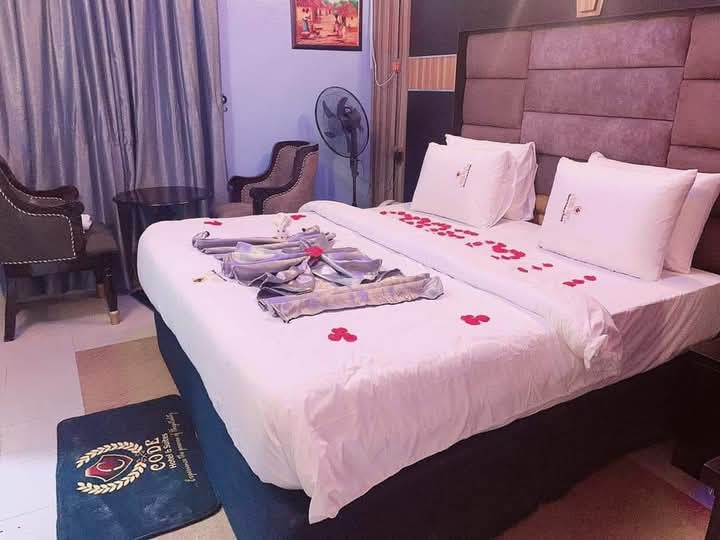CODE HOTEL AND SUITES* CODE CLOSE OFF DOTTIE STREET UGHELLI, DELTA STATE.For Easy Bookings And Reservations, Please Contact Our Cloza App Representative On Call And Watsapp. Details Below