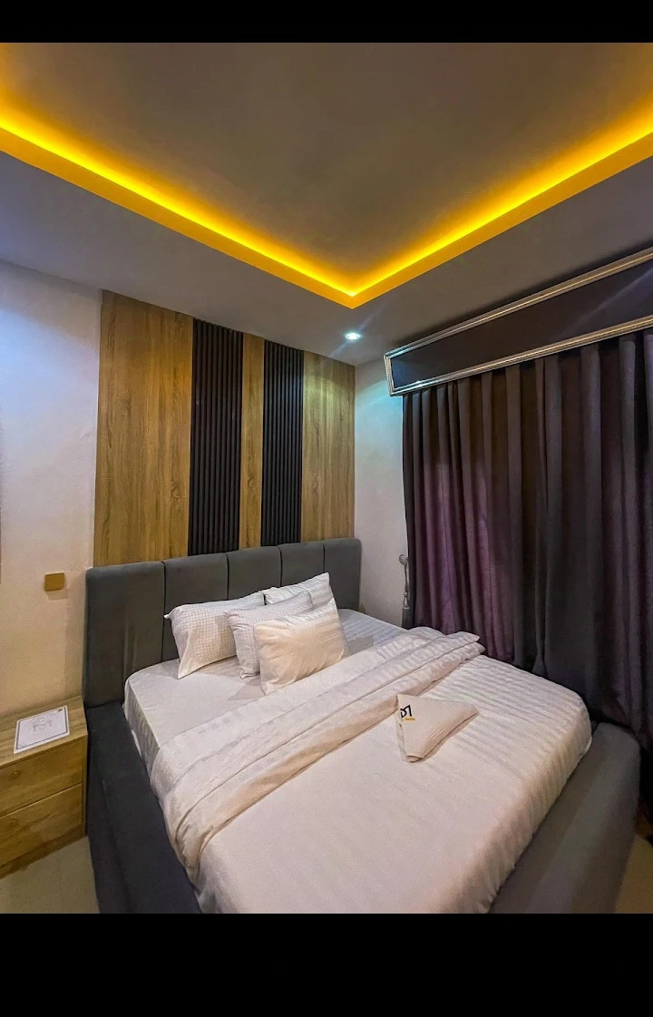 DOMAR SUITES, OPPOSITE MBL ALAKAHIA. PORT HARCOURT, RIVERS STATE. For Easy Bookings And Reservations, Please Contact Cloza App Representative On Call And Watsapp. Details Below