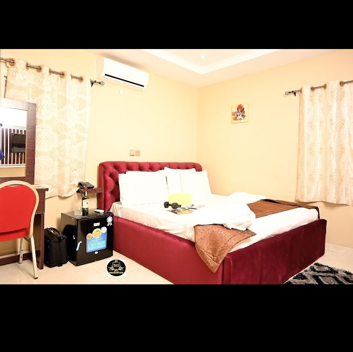 B$B WONDERLAND, NO: 229 BODO ROAD, OFF WOJI GRA PHASE 2. PORTHARCOURT, RIVERS STATE. For Easy Bookings And Reservations, Please Contact Our Cloza App Representative On Call And Watsapp. Details Below