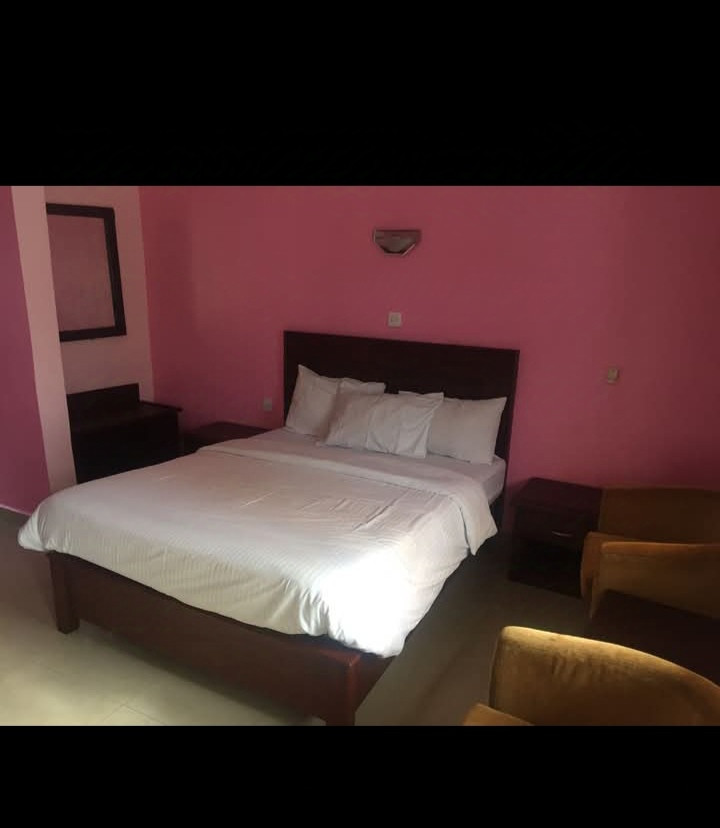 PENUEL LUXURY FLAT AND HOTEL, CALABAR, CROSS RIVER STATE. For Easy Bookings And Reservations, Please Contact Our Cloza App Representative On Call And Watsapp. Details Below